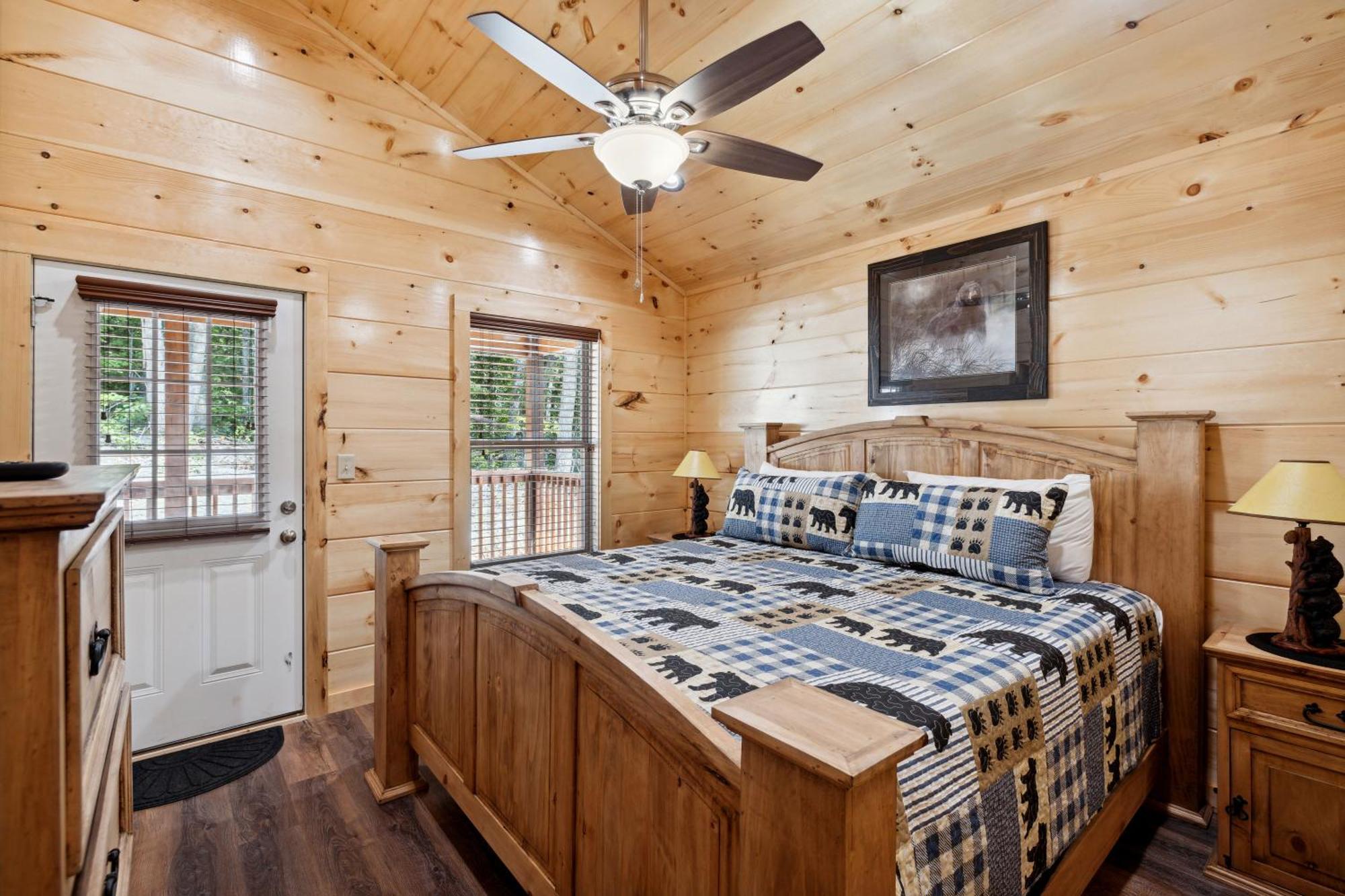 The 3 Bears Is A Newly Built 3 Bedroom Cabin Only 3 Minutes From The Parkway! Pigeon Forge Ngoại thất bức ảnh